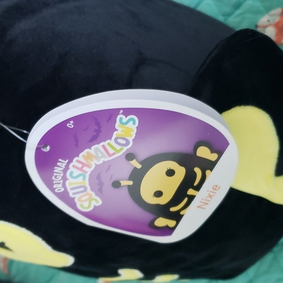 SQUISHMALLOWS  2021 Halloween Nixie Butterfly Glow in the Dark 12 inch - Picture 3 of 4